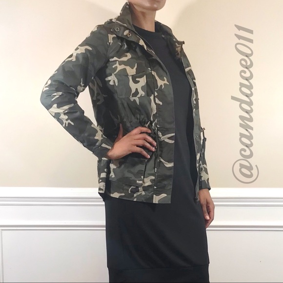 ♥️LAST ONE!♥️ Camouflage Hoodie Utility Jacket - Picture 8 of 8